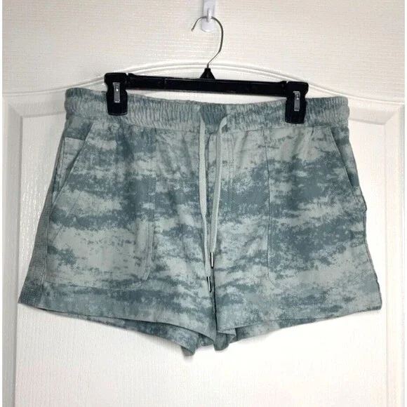 Athleta Farallon Shorts Gray Knit Shorts Size L Coastal Beach Activewear - Picture 2 of 10